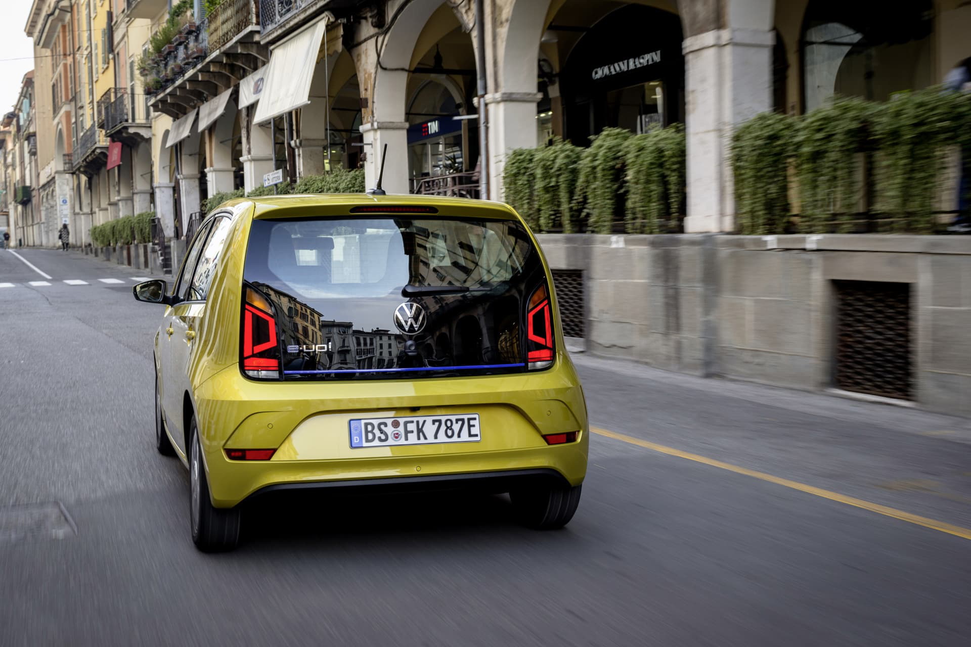 The New Volkswagen E Up!
