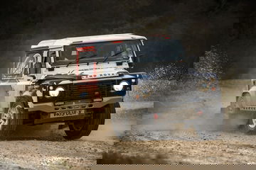 Bowler Land Rover 1219 001