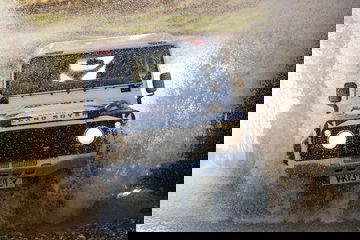 Bowler Land Rover 1219 003