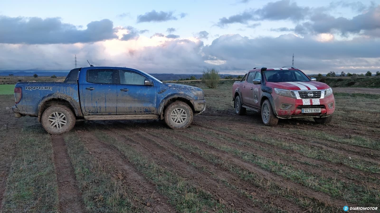 Ford Ranger Raptor Vs Nissan Navara At32 1219 005