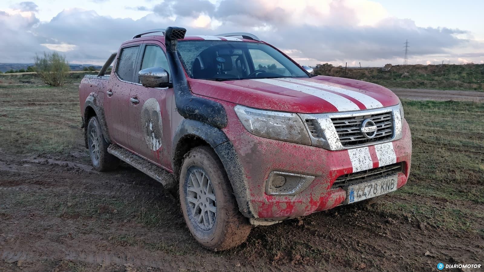 Ford Ranger Raptor Vs Nissan Navara At32 1219 007