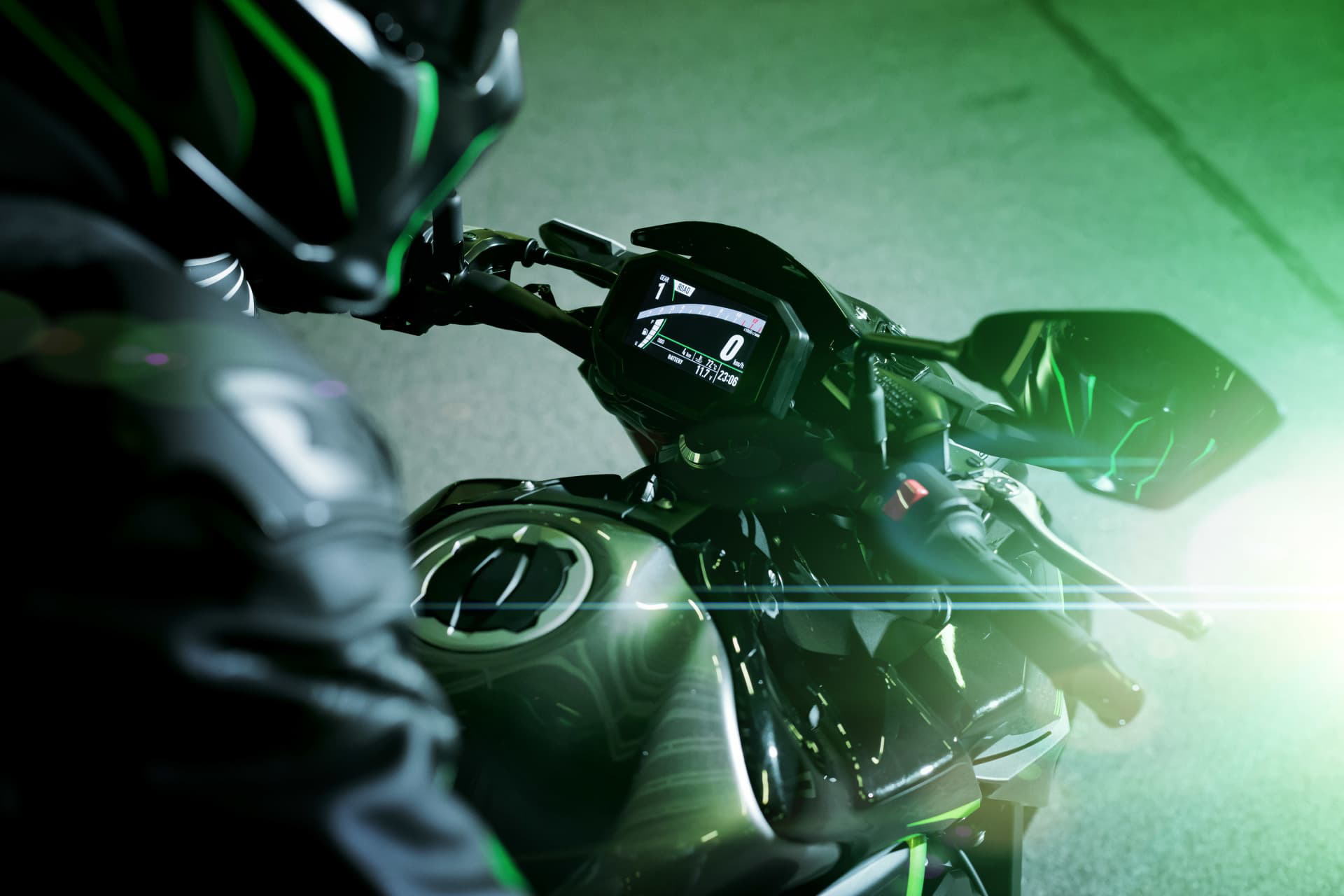 Kawasaki Z900 Hi Z900 Action 9