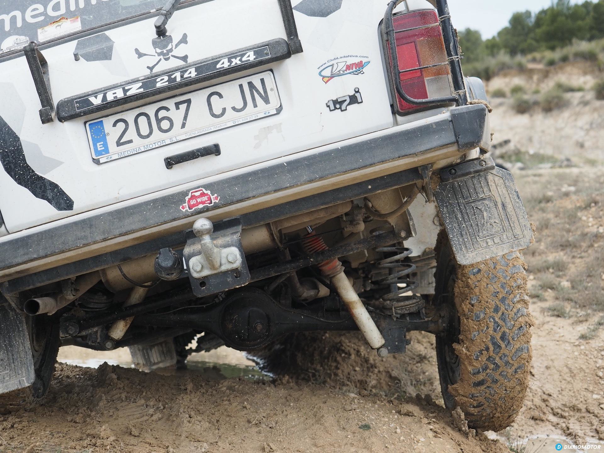 Lada Niva Exterior Blanco 00006