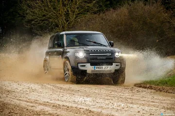 Land Rover Defender 2020 Prueba 00023