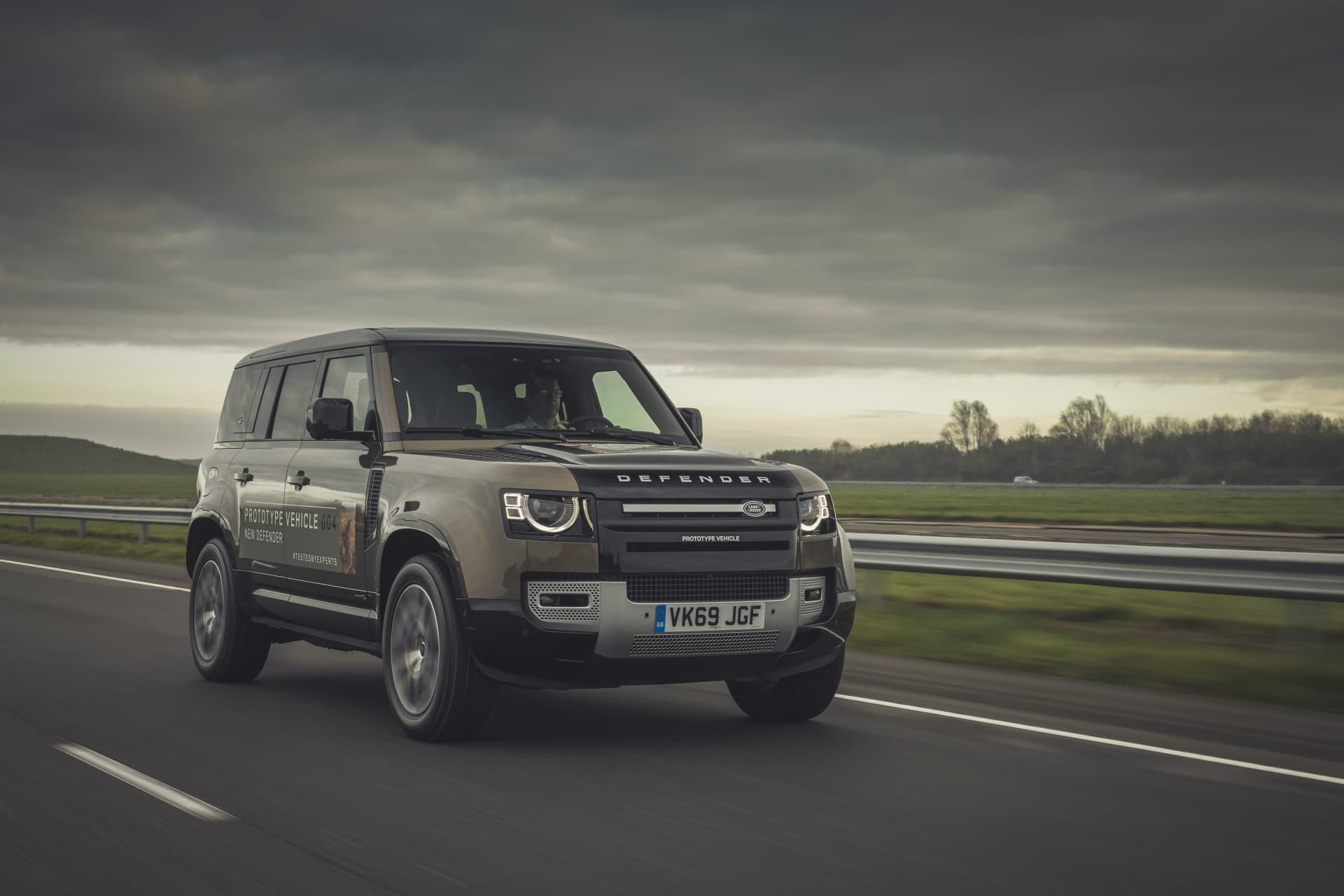 Land Rover Defender Dinamica Asfalto 00009