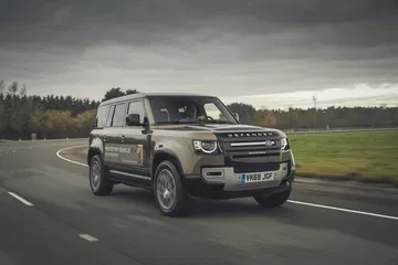 Land Rover Defender Dinamica Asfalto 00012