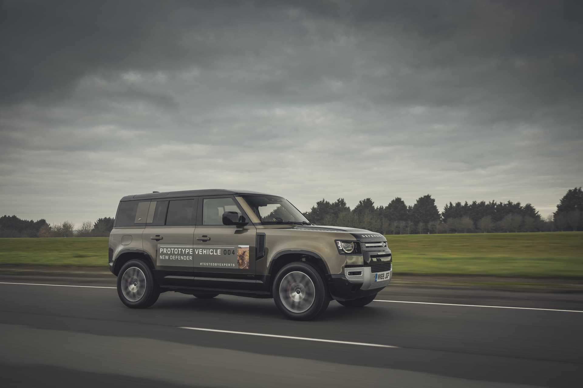 Land Rover Defender Dinamica Asfalto 00013