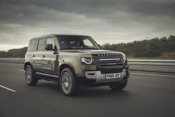 Land Rover Defender Dinamica Asfalto 00014