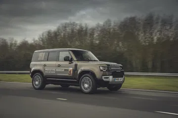 Land Rover Defender Dinamica Asfalto 00015