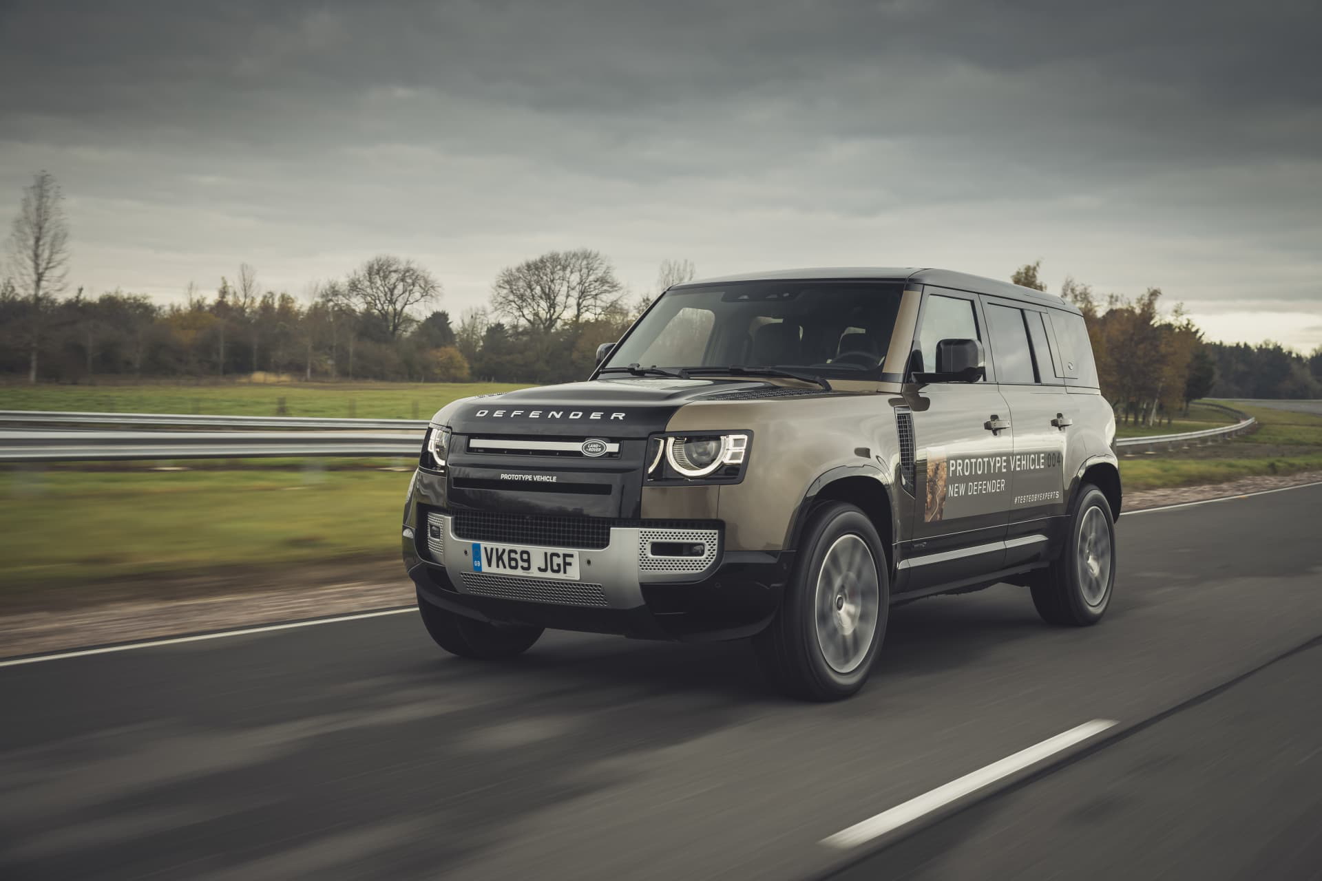 Land Rover Defender Dinamica Asfalto 00021