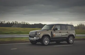 Land Rover Defender Dinamica Asfalto 00023