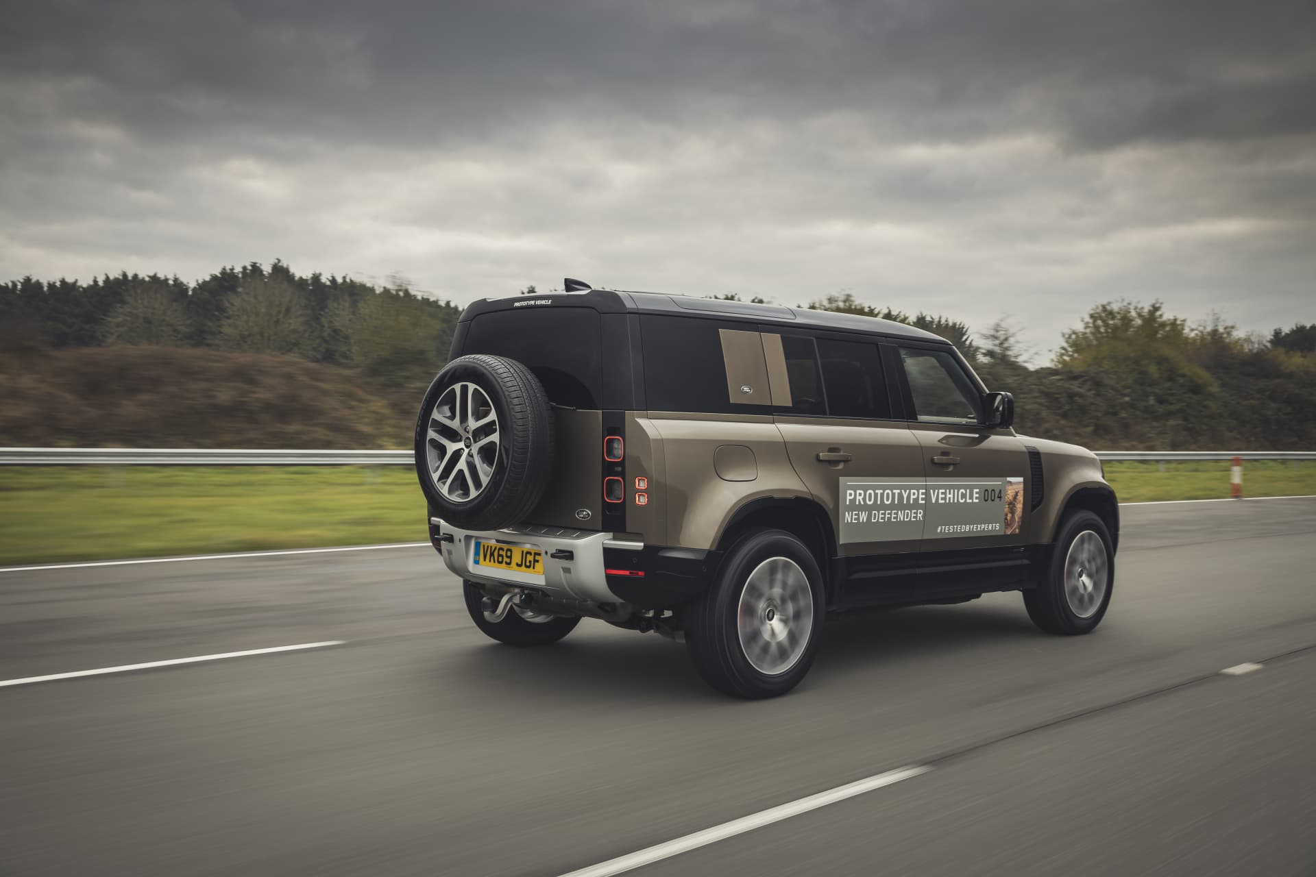 Land Rover Defender Dinamica Asfalto 00024