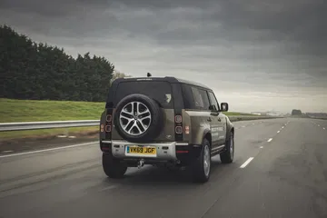 Land Rover Defender Dinamica Asfalto 00027