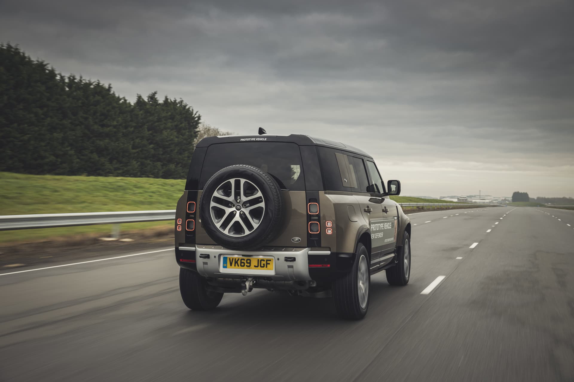 Land Rover Defender Dinamica Asfalto 00027