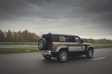 Land Rover Defender Dinamica Asfalto 00029