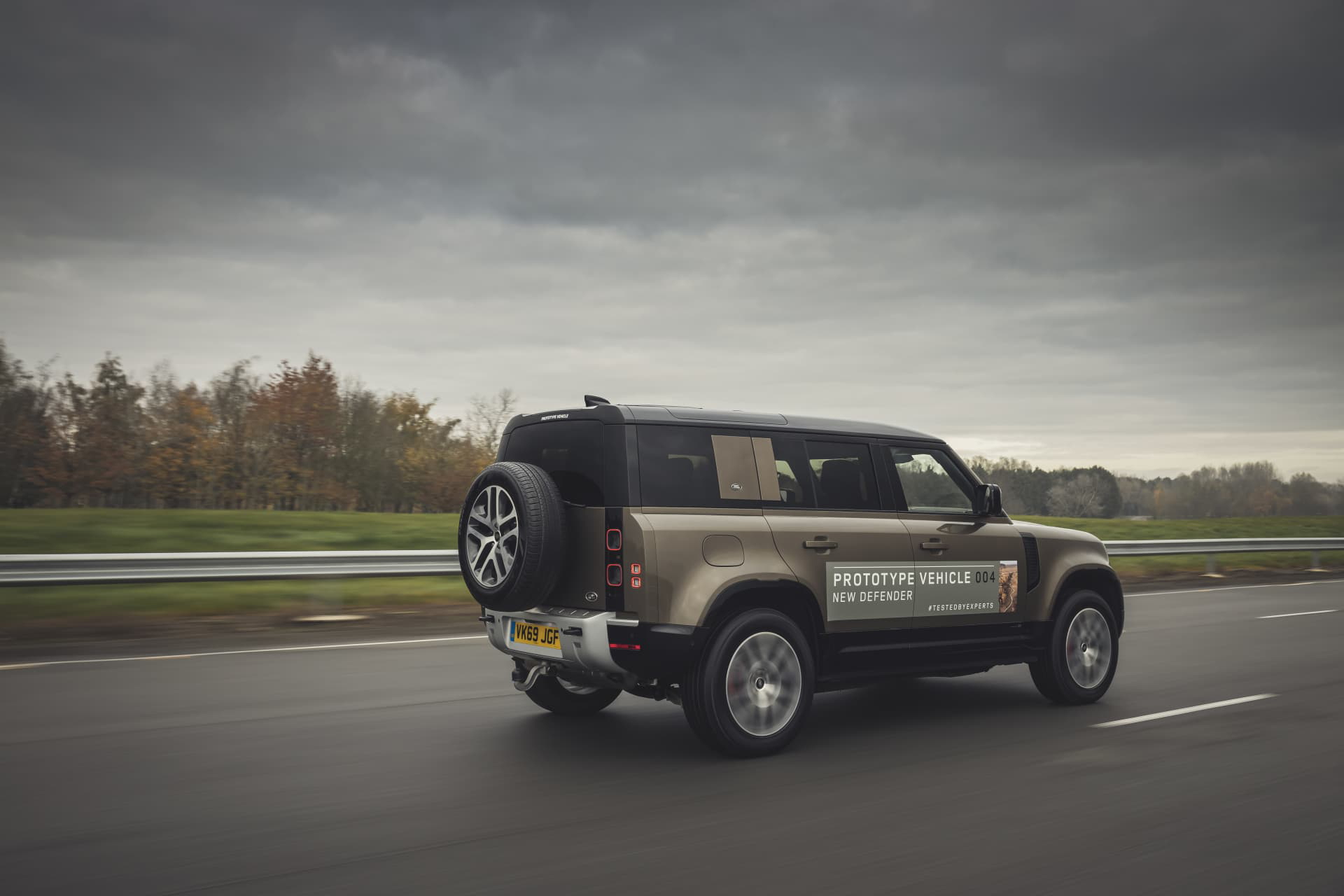 Land Rover Defender Dinamica Asfalto 00029