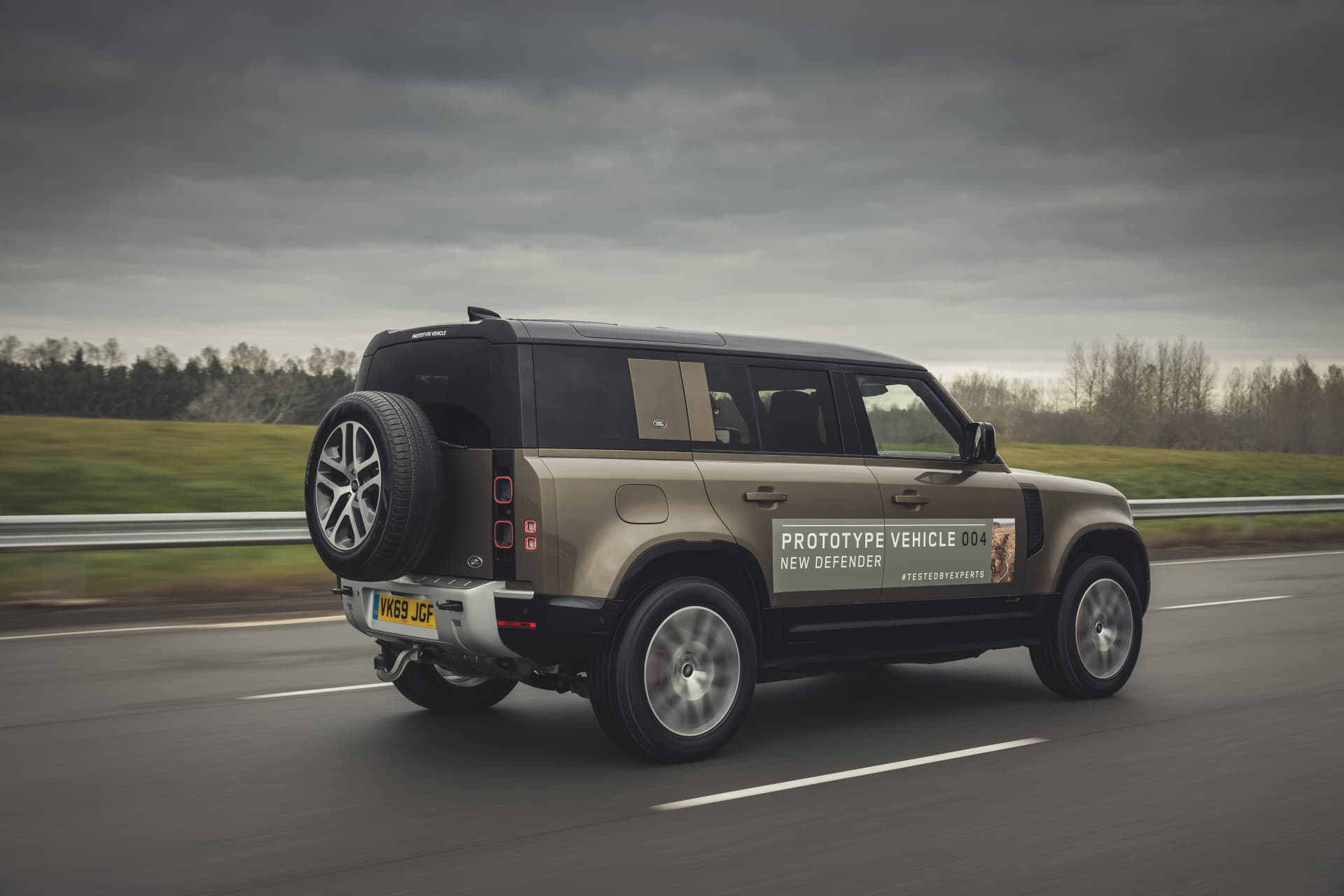 Land Rover Defender Dinamica Asfalto 00031