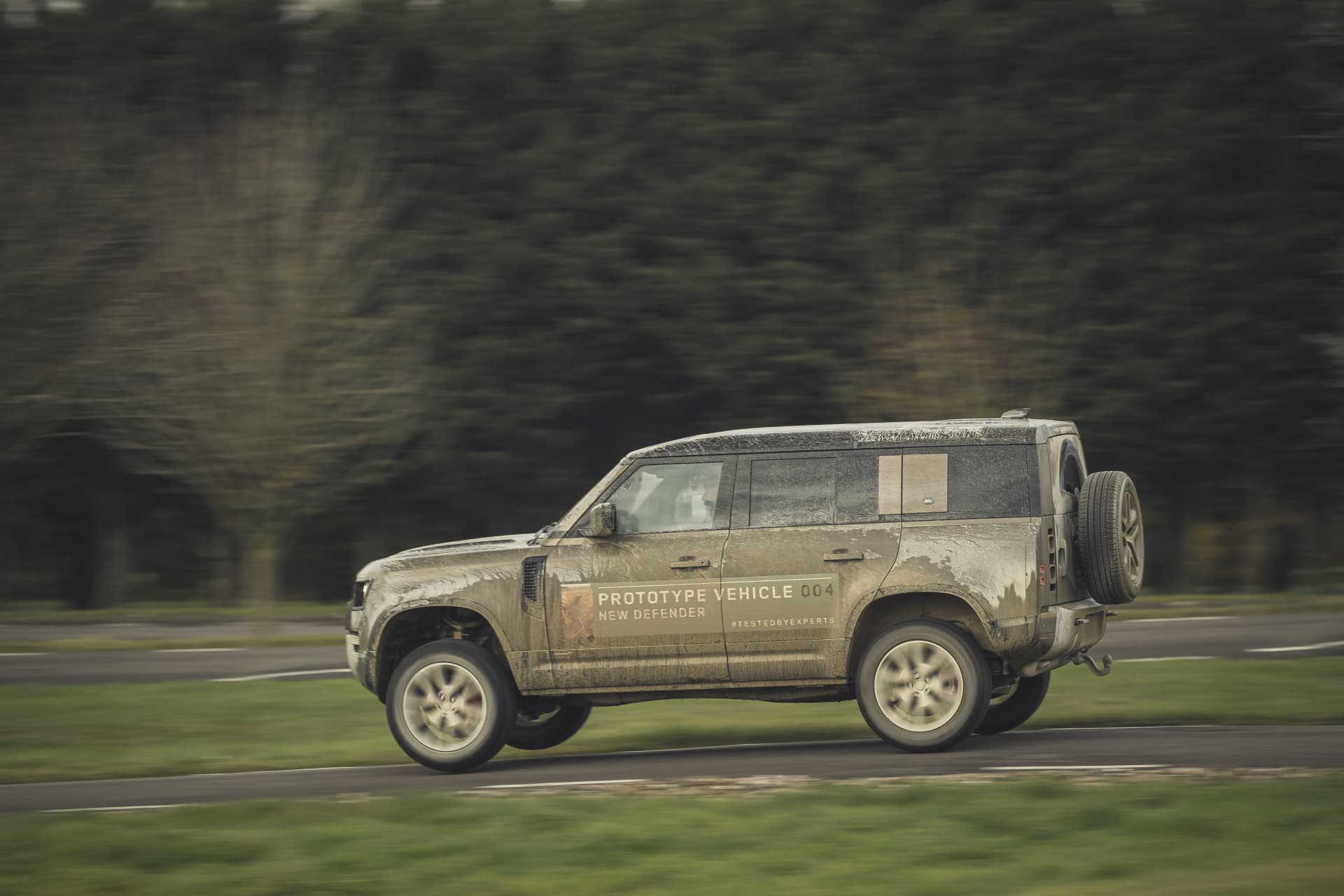 Land Rover Defender Dinamica Asfalto 00033