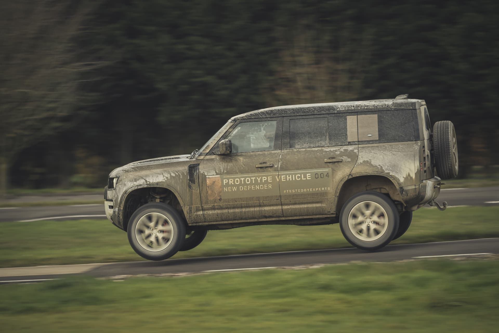 Land Rover Defender Dinamica Asfalto 00036