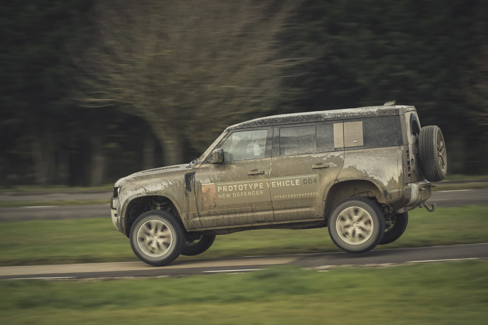 Land Rover Defender Dinamica Asfalto 00037