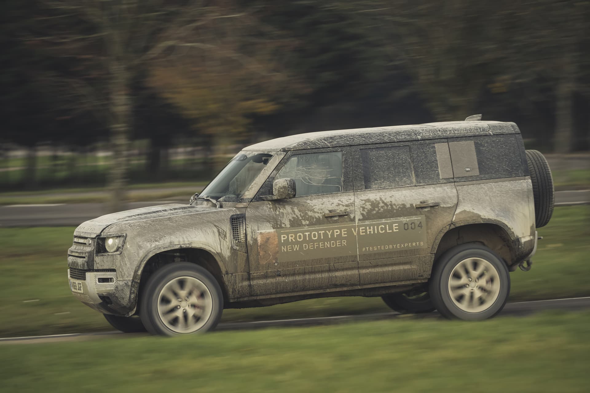 Land Rover Defender Dinamica Asfalto 00039