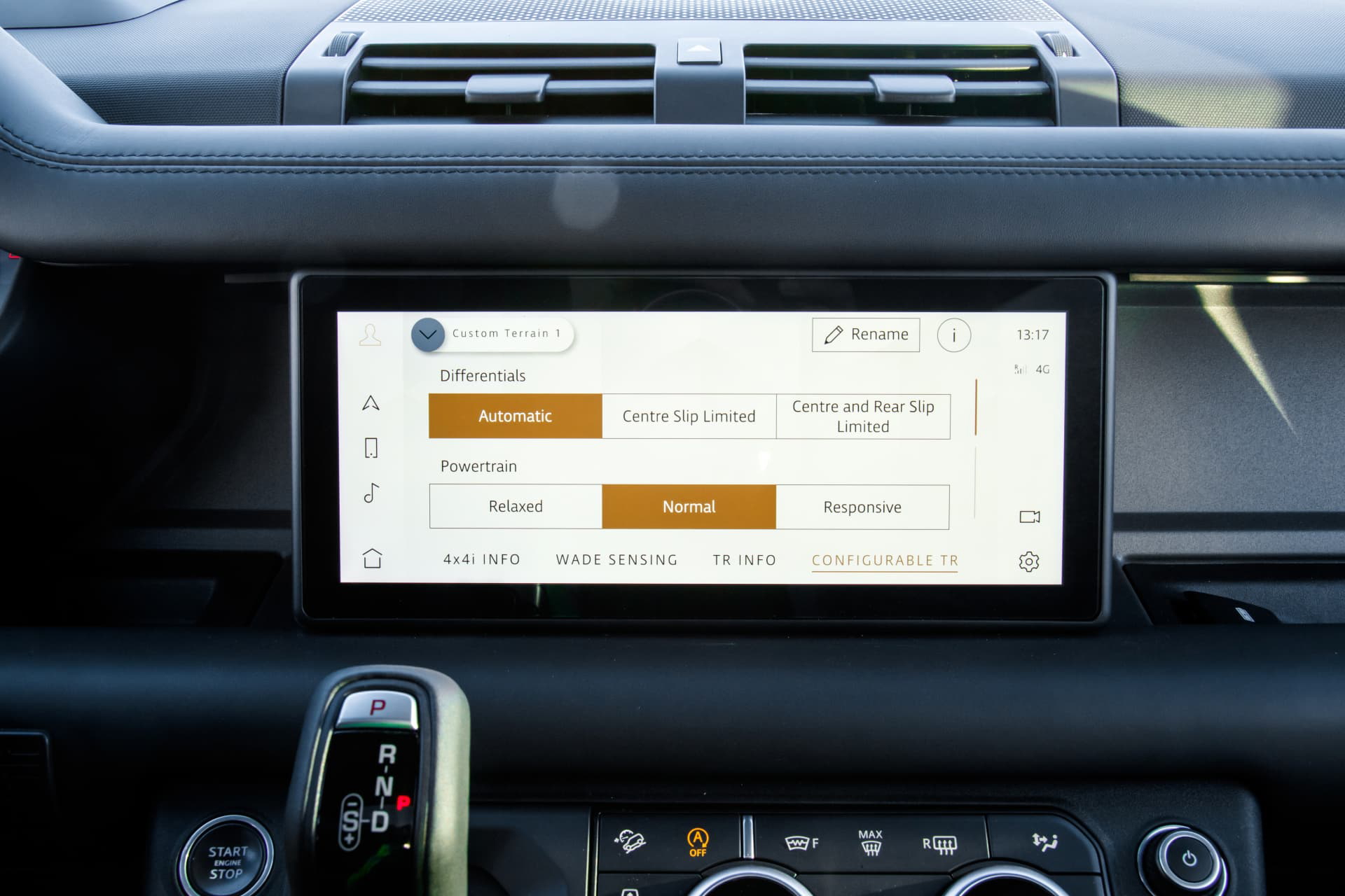 Land Rover Defender Interior 00005
