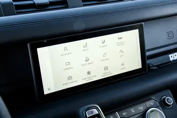 Land Rover Defender Interior 00009