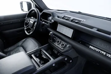 Land Rover Defender Interior 00018