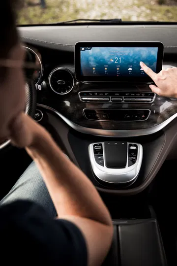 Mercedes Marco Polo 2020 Mbux 03