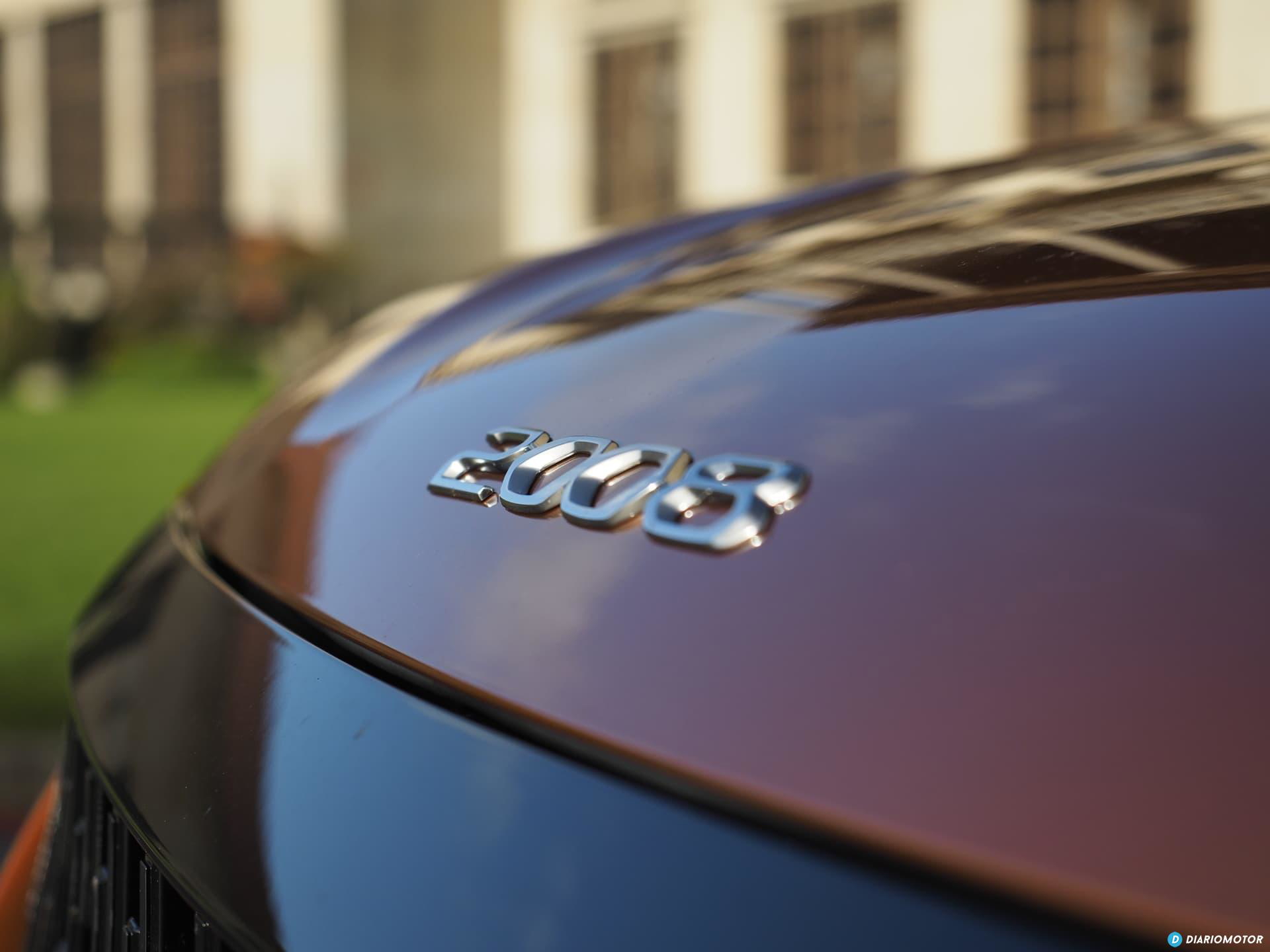 Peugeot 2008 Exterior 00011