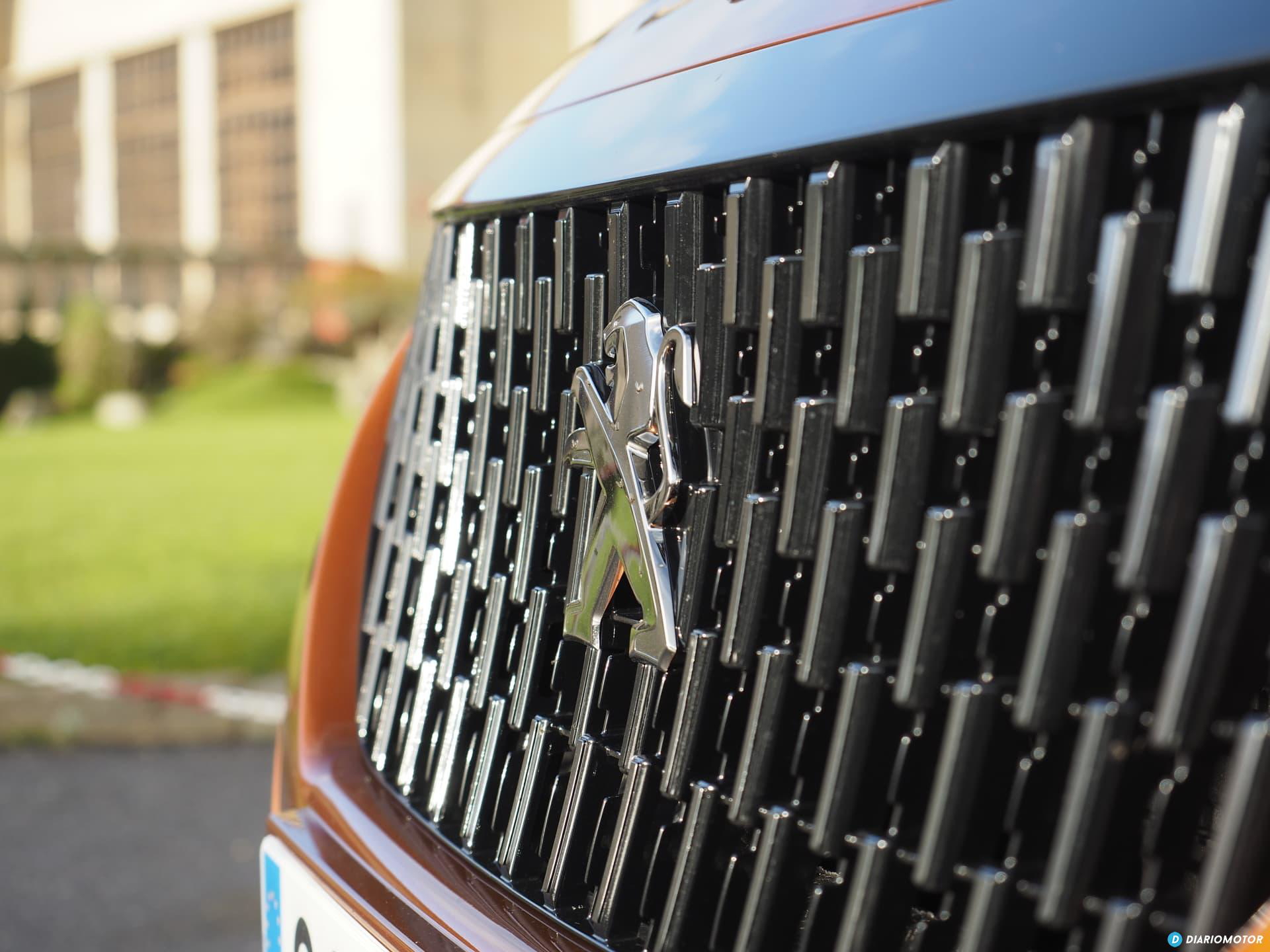 Peugeot 2008 Exterior 00012
