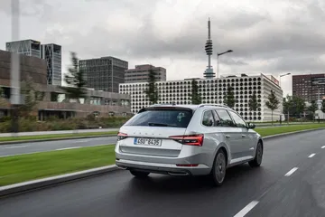 Skoda Superb Iv Combi 020