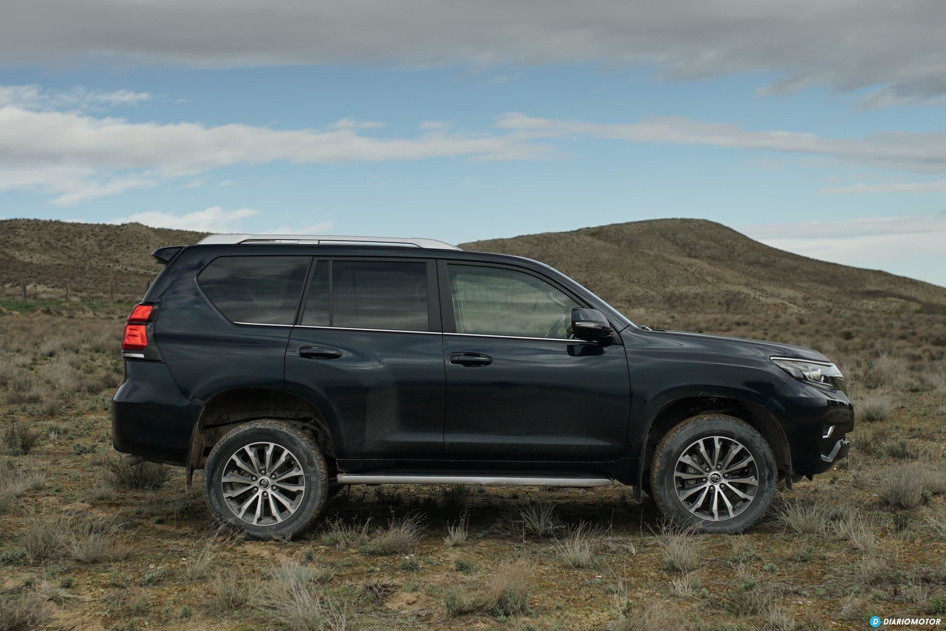 Toyota Land Cruiser Limited 00001