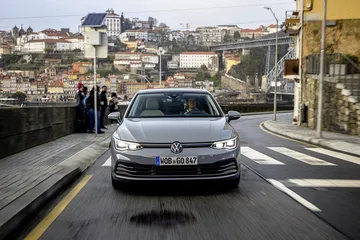 Volkswagen Golf 2020 1219 015