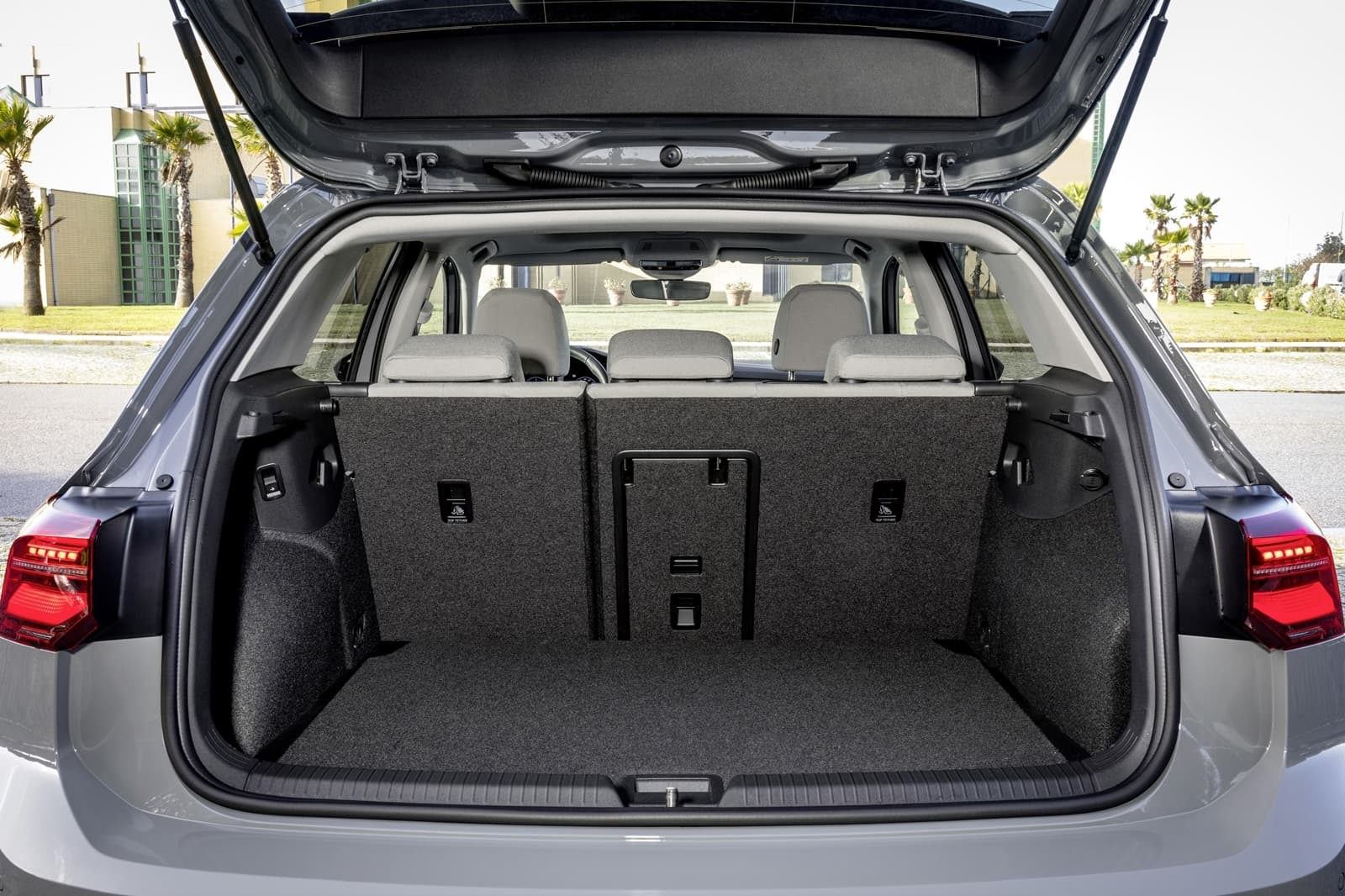 Volkswagen Golf 2020 1219 016