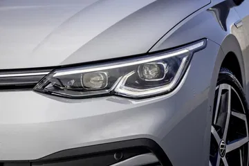 Volkswagen Golf 2020 1219 025
