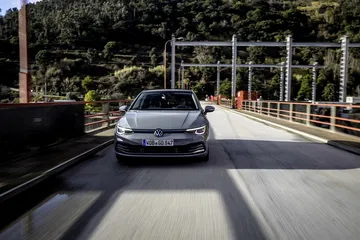 Volkswagen Golf 2020 1219 031
