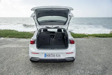 Volkswagen Golf 2020 1219 040