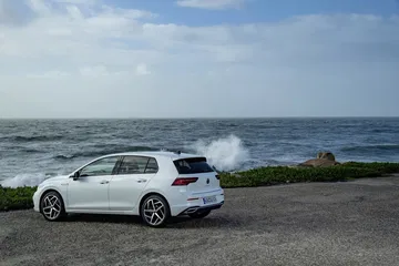 Volkswagen Golf 2020 1219 051