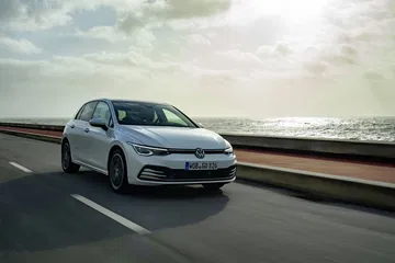 Volkswagen Golf 2020 1219 054