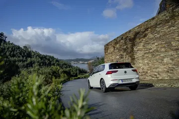 Volkswagen Golf 2020 1219 076