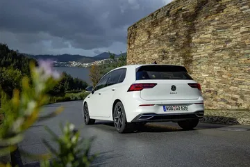 Volkswagen Golf 2020 1219 077