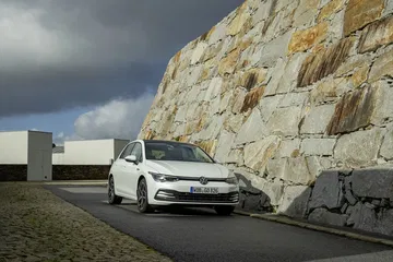 Volkswagen Golf 2020 1219 082