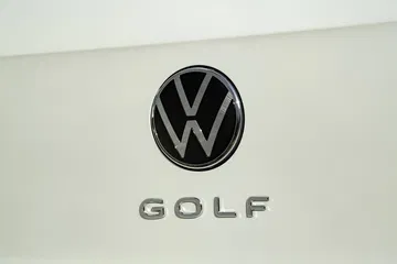 Volkswagen Golf 2020 1219 084