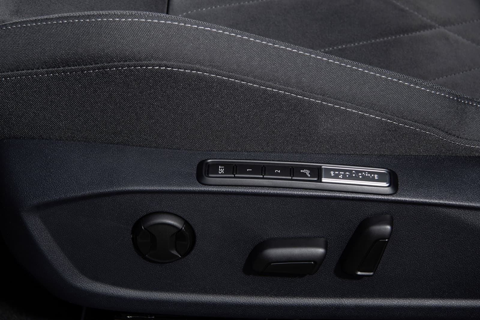 Volkswagen Golf 2020 1219 111