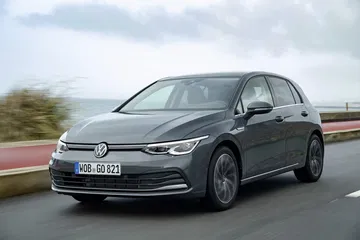 Volkswagen Golf 2020 1219 120