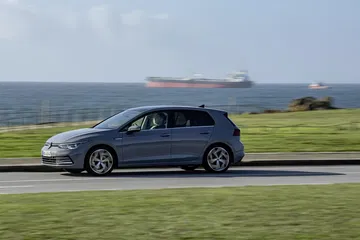 Volkswagen Golf 2020 1219 180