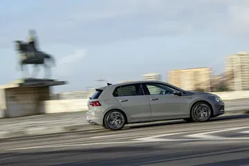 Volkswagen Golf 2020 1219 183