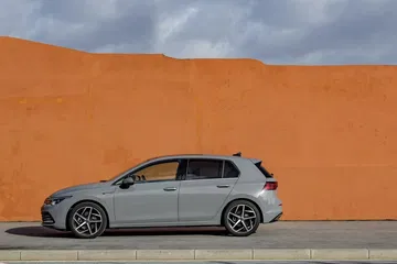 Volkswagen Golf 2020 1219 190