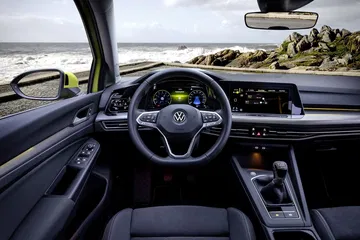 Volkswagen Golf 2020 1219 207